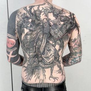 Alternate view of @joe_wythe 's back. In progress. @sangbleutattoolondon - for bookings: mxmttt@sangbleu.tattoo - #ttt #blkt...
