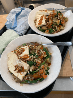 Grain bowl with tofu