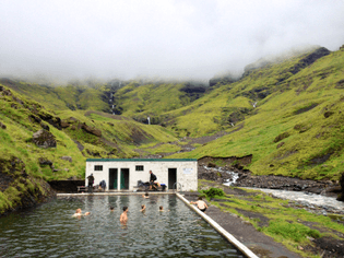 seljavallalaug-a-hidden-swimming-pool-in-south-iceland-the-icelandpool-437_hidden-pool_pool_design-pool-inground-designs-pic...