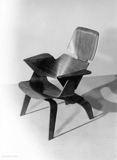 eames 1944 lounge chair