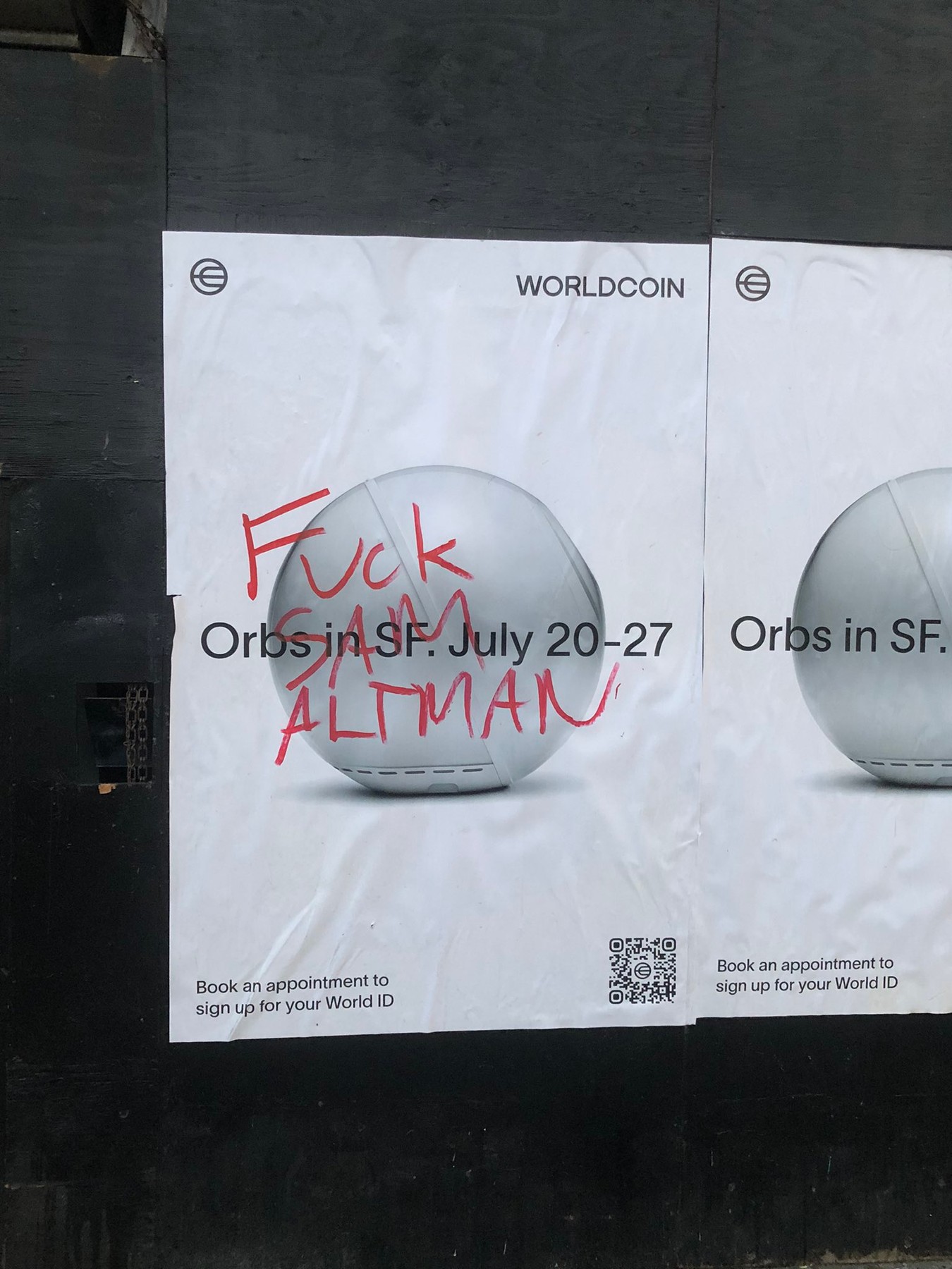 Worldcoin Graffiti