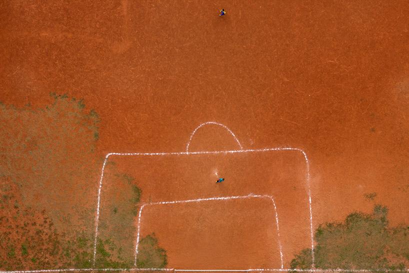 renato-stockler-brazil-soccer-spirit-designboom-07.jpg