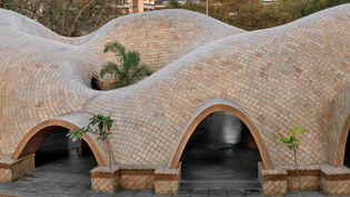 tarang-arts-space-india-the-grid-architects-brick-vaults-photographix_dezeen_2364_hero2.jpg