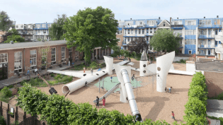 Reusing wind turbine blades for playgrounds