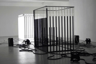 andrei_molodkin_liquid_modernity_0.width-840.jpg