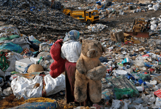 2018-06-04t162444z-1338917437-rc1bb5f9bbb0-rtrmadp-3-environment-day-india-b.jpg