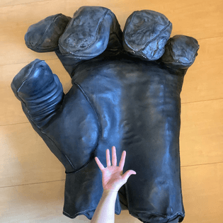 CCP - Giant gloves