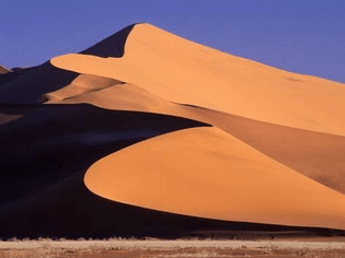 gavriel-jecan-sand-dunes-of-the-sesriem-and-soussevlei-namib-national-park-namibia_a-g-3668450-4990875.jpg