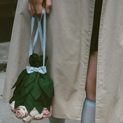 𝕭𝖑𝖚𝖒𝖊𝖓𝖍𝖆𝖚𝖘 on Instagram: “Obsessed with these handmade silk and satin bags by @camille.albertine ❤️‍🔥”