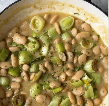 Natalia Rudin on Instagram: “Miso, beans & leeks are a combo of dreams. The flavours compliment each other so well and it’s ...