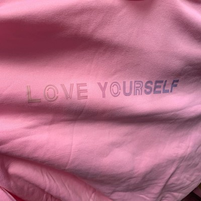 photo capturing the phrase, love yourself