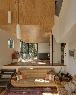 ceiling-design-with-heavy-wooden-accents.jpg_.jpg