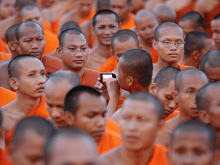 A-Cambodian-Buddhist-monk-008.jpg