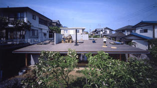 Roof House, 2001 (Tokyo) / Tezuka Architects