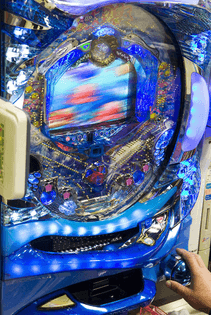 800px-pachinko_machine-_tokyo_-screen_blurred-.jpg