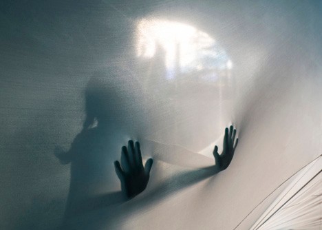Suspense-Immersive-Fabric-Installation-by-Sophia-Chang_dezeen_11.jpg