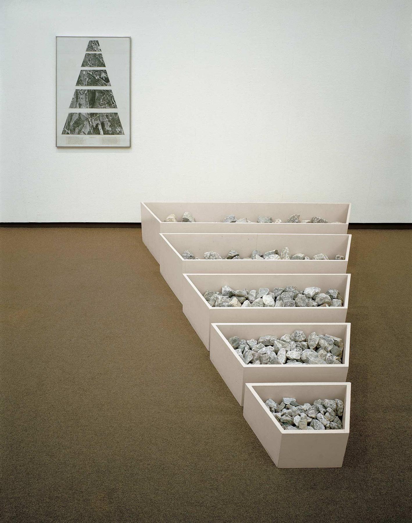 Non Site - Site Uncertain - Robert Smithson