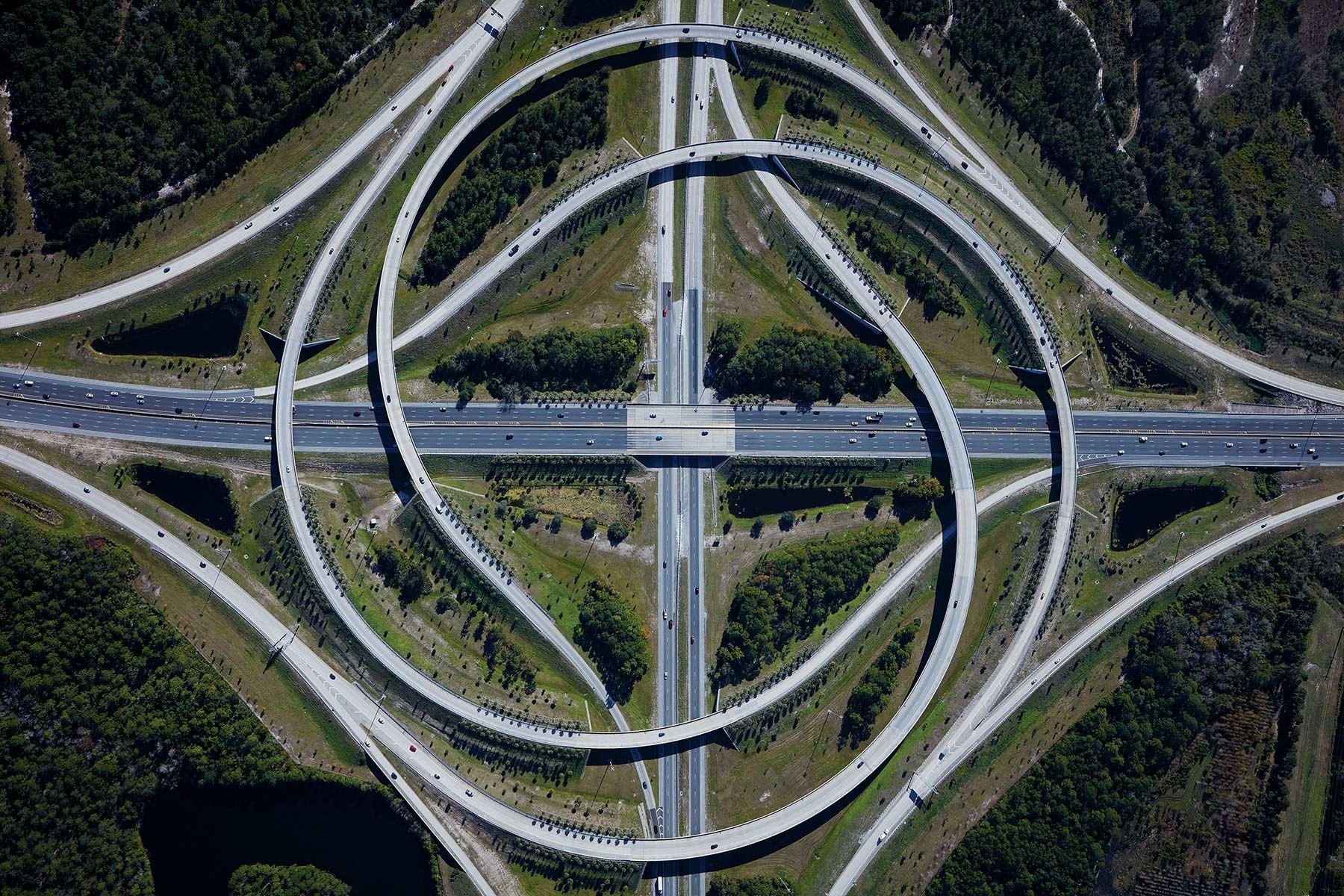 Крупная дорога. Gravelly Hill Interchange. Многоуровневая развязка. Дорожная развязка. Многоуровневые автомобильные развязки.