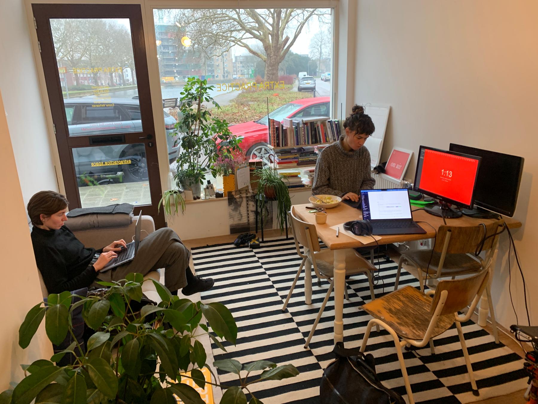 Kirsten and Emma pomodoring. Just look at that weather