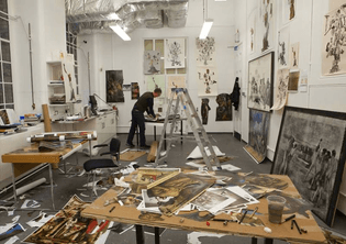 famous-artists-studios-muses-102__880.jpg