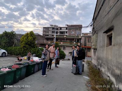 萍水相逢1 two ships meeting on the garbage station1